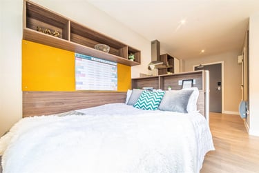 1 bed studio, Calton Road, Abbeyhill, Edinburgh, EH88DP - Image 4
